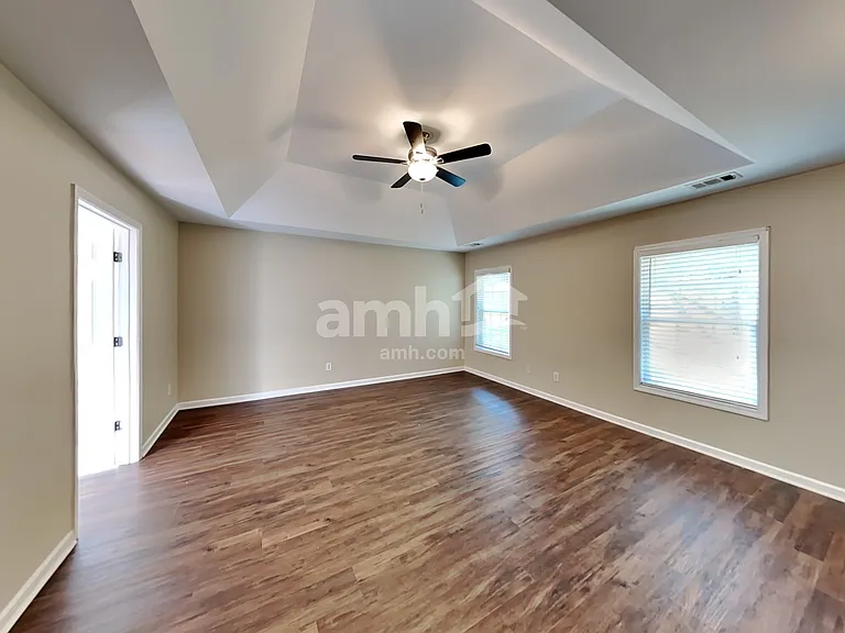 211 Sawtooth Ct — Photo 9