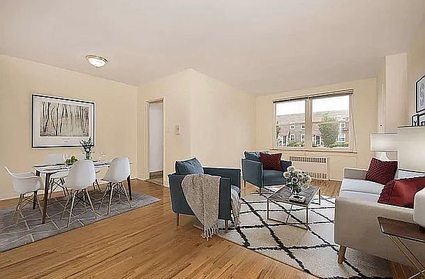 1st image of 1814 Burnett St #16B