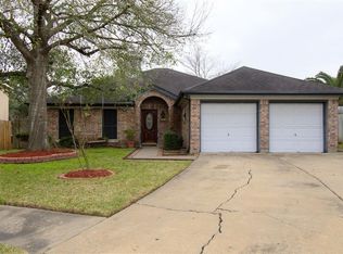 17523 Saxon Dr, Houston, TX 77095