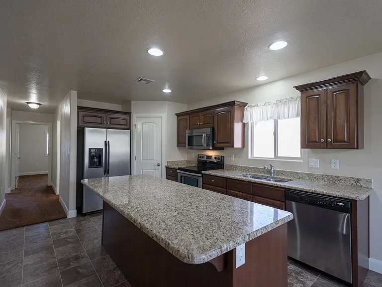 986 Camel Springs Dr — Photo 29