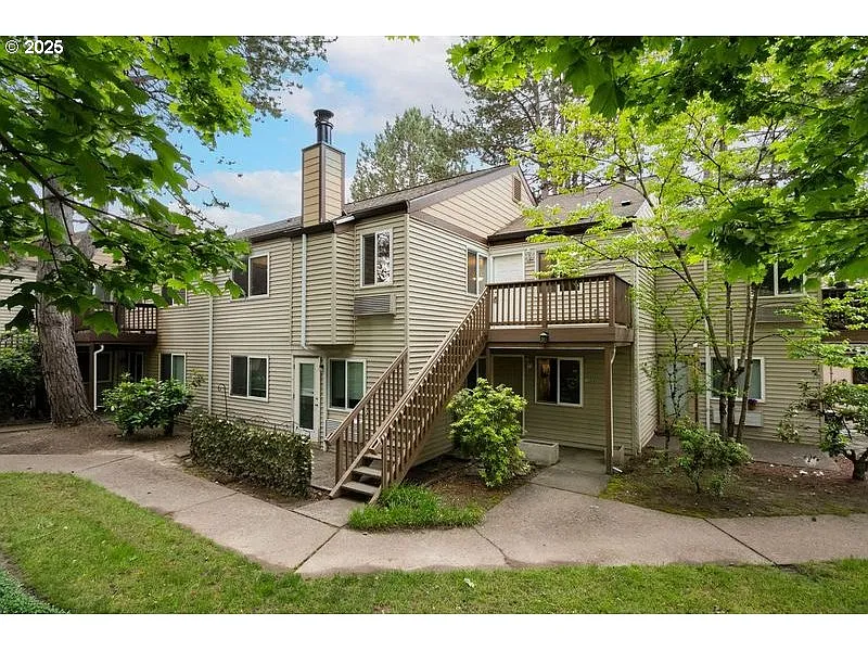12062 SW Conestoga Dr photo 1
