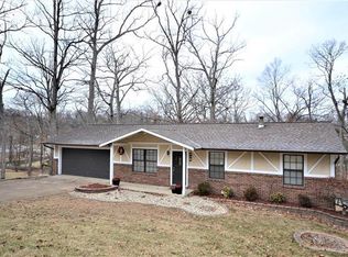 1957 Westbourne Way, Fenton, MO 63026