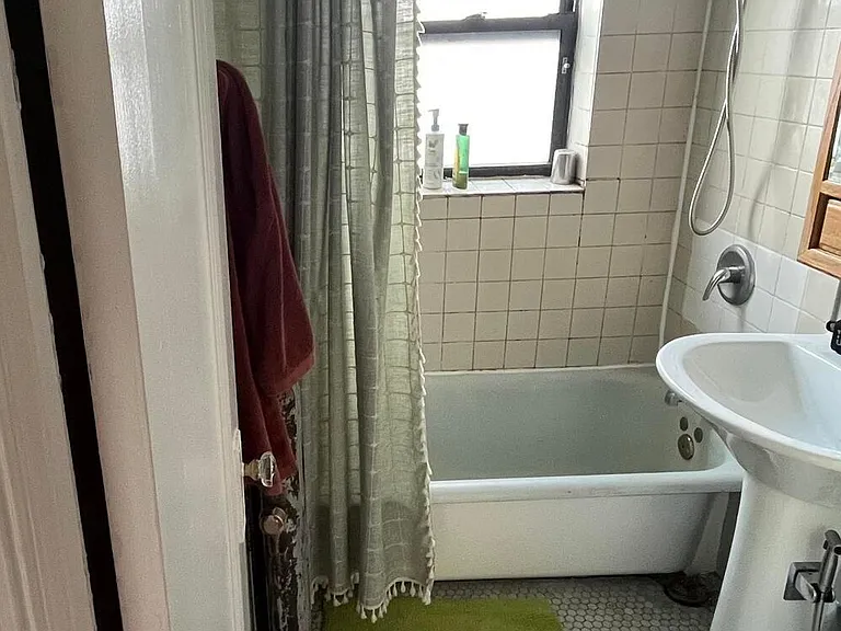 3320 W Schubert Ave #2 — Photo 3