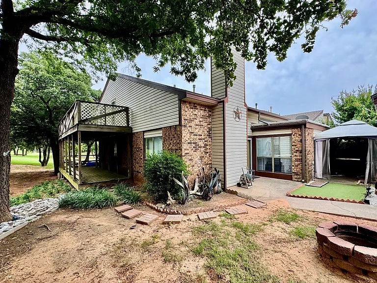 428 Sundance Ln — Photo 15
