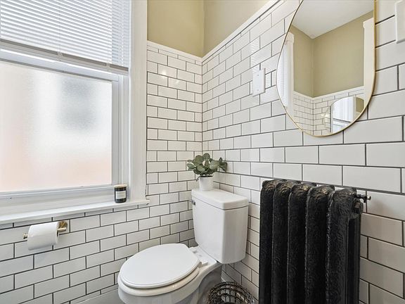 5th image of 2248 E Allegheny Ave Floor 2