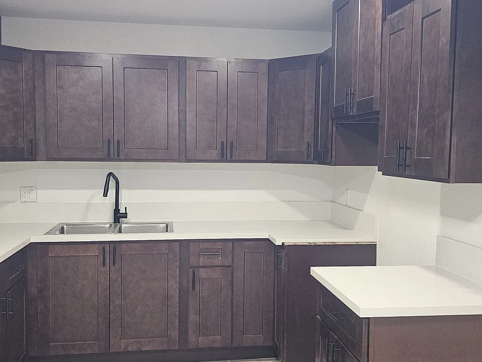 16045 Valencia Ct #3