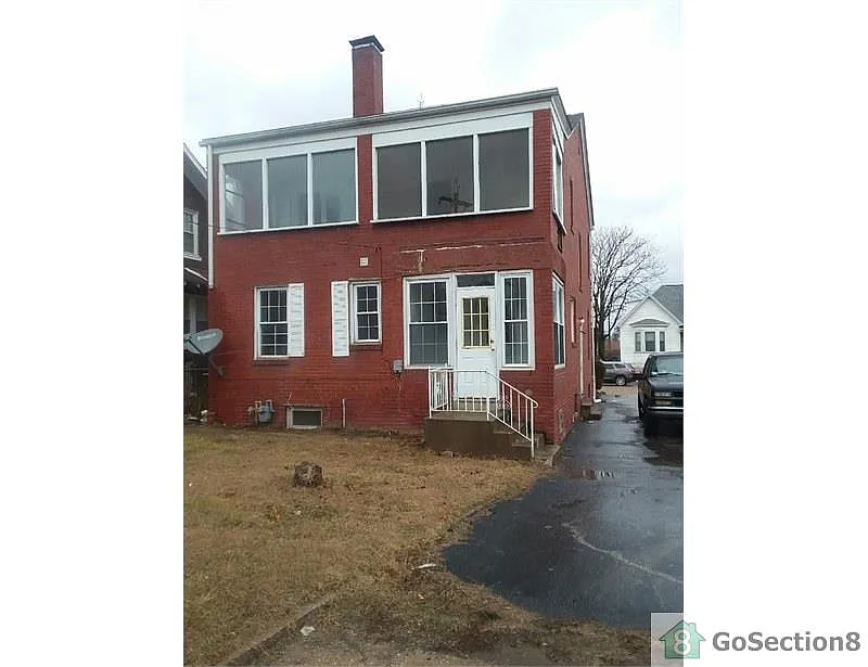 1522 4th St photo 1
