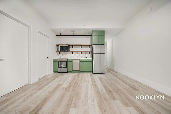 Rented by Nooklyn NYC LLC | media 49