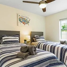 2212 Mindanao Dr — Photo 25