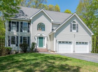 30 Shephard Rd, Pelham, NH 03076
