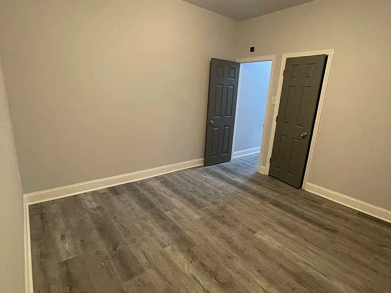 1212 W Allegheny Ave #1 — Photo 4