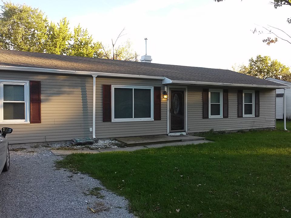 1st image of 1209 Magnolia Dr