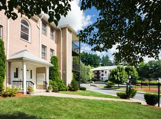 55 Waterfall Dr #10-J, Canton, MA 02021