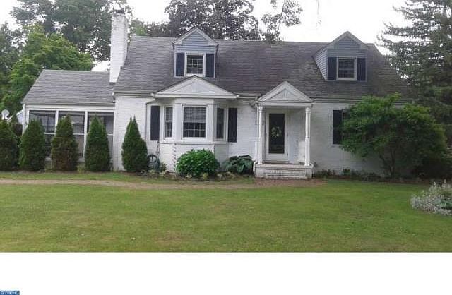 1st image of 16 Blackwood Dr