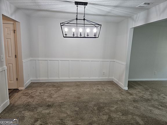 5th image of 4230 Winston Cir