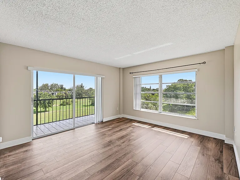 4158 Inverrary Dr #511 — Photo 13