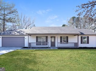 561 Sunnyhill Dr, Jonesboro, GA 30238