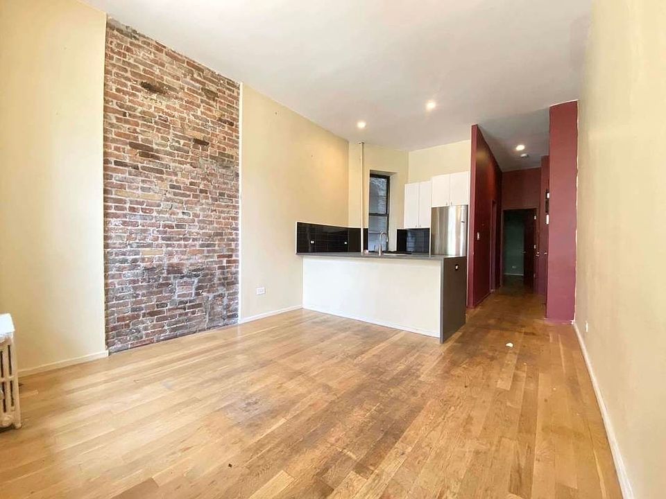 1st image of 410 W 36th St #11EF