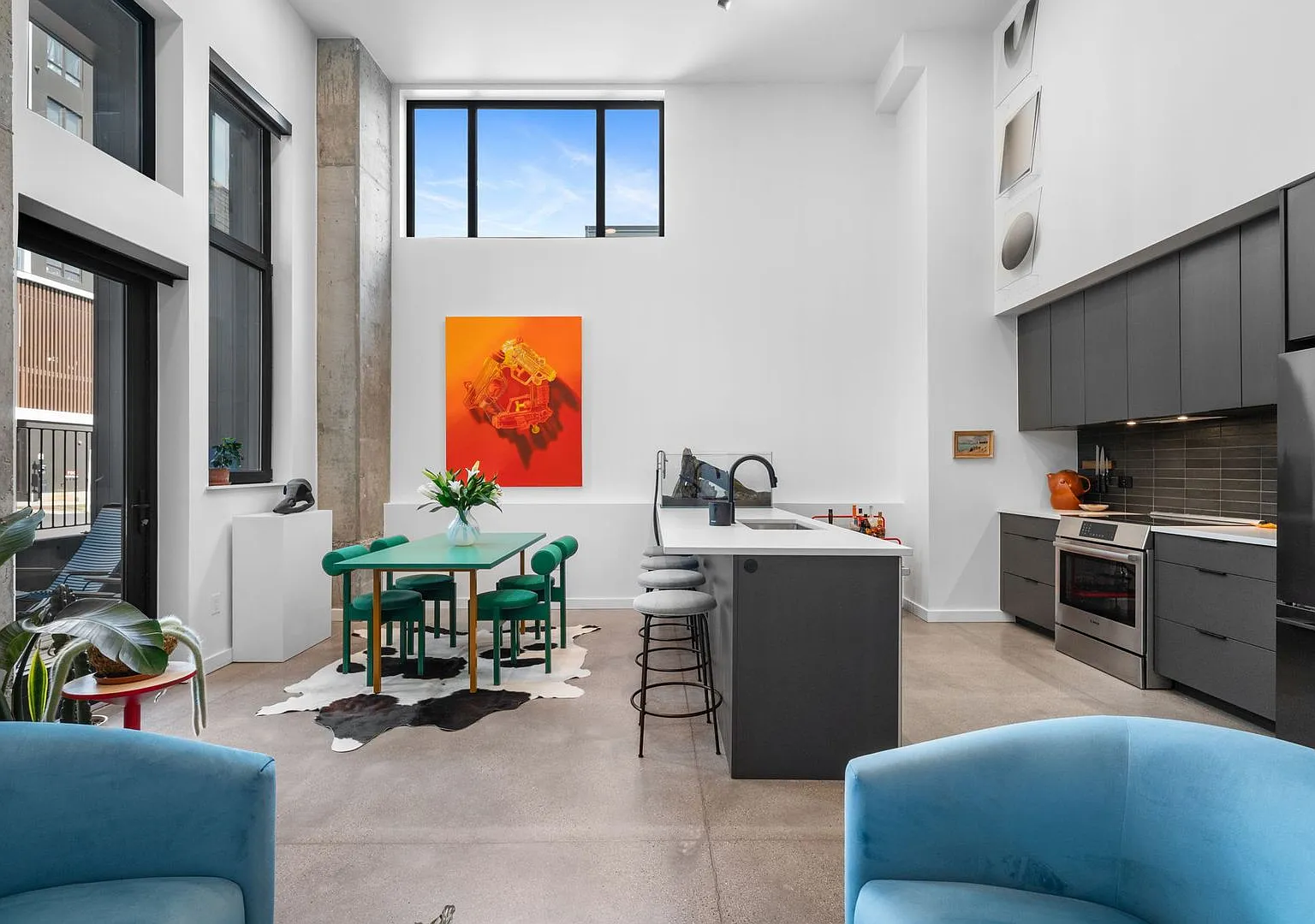 2-Story Corner Unit at The Arbory With 2 Garage Spots & Private Patio — Photo 3