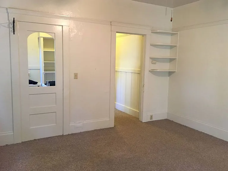 2642 Derby St #1 — Photo 9