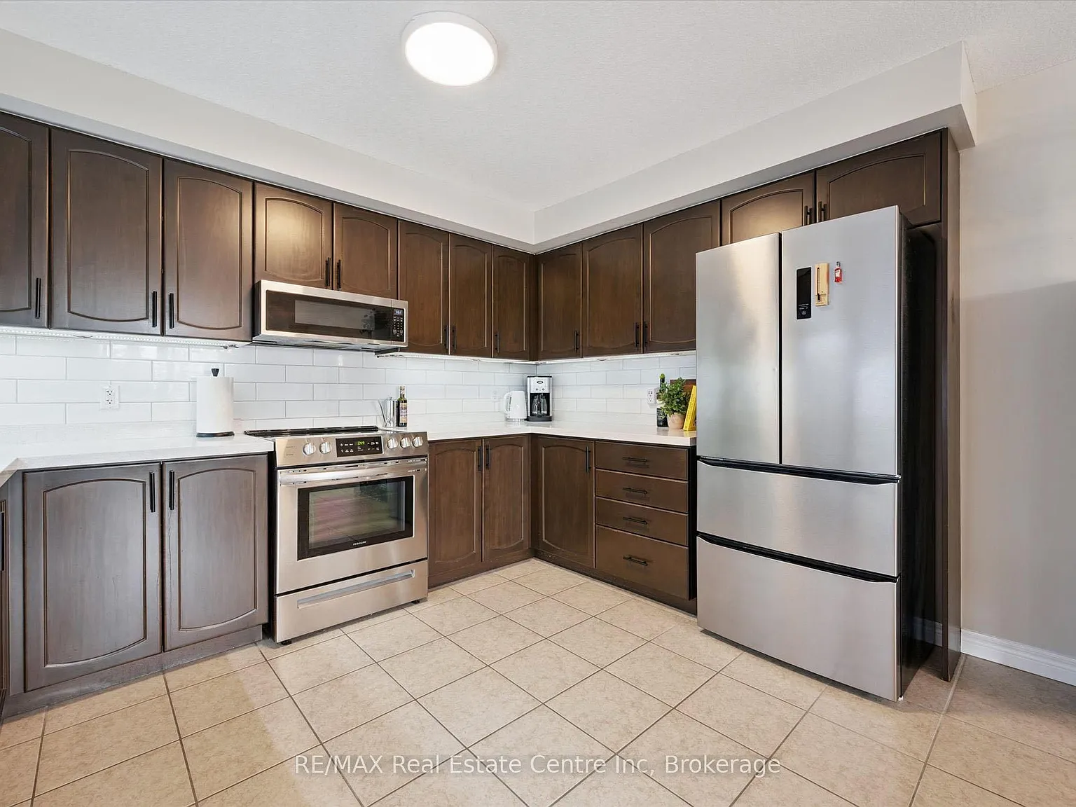 2 bed, $2,650 — Photo 3