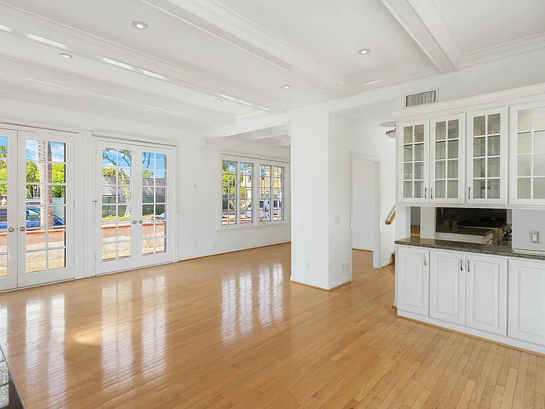 2025 E Balboa Blvd — Photo 49