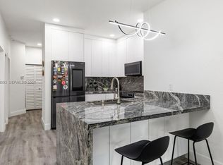 Banyan Bay Condo, Miramar, FL 33027