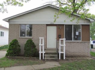 27101 Hampden St, Madison Heights, MI 48071