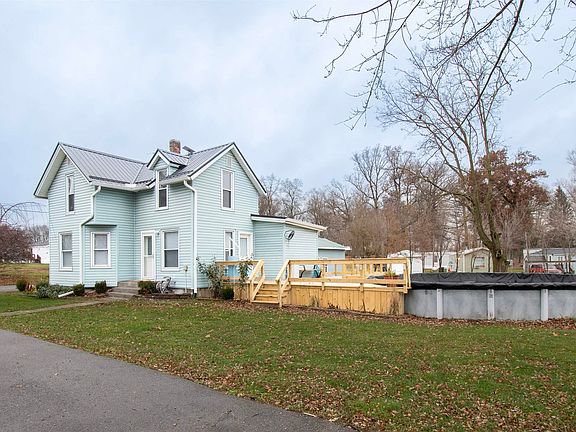 2nd image of 102 Lovette St