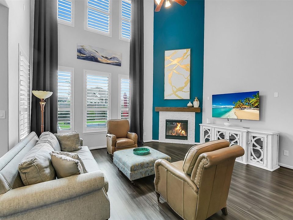 1st image of 32063 Autumn Orchard Ln