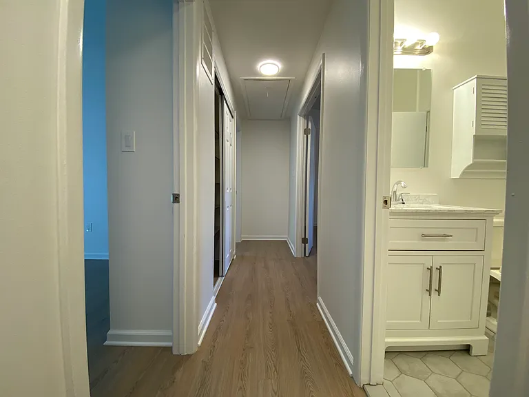 15618 Emery Ct — Photo 17