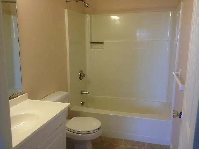 180 Conestoga Way #180 — Photo 9
