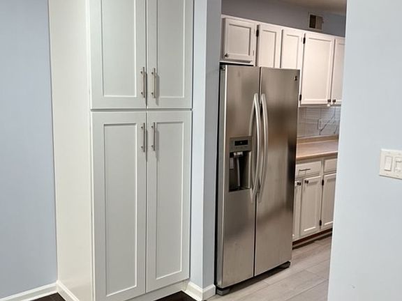5th image of 605 N 44th St