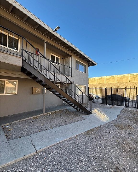 1st image of 2900 Marlin Ave