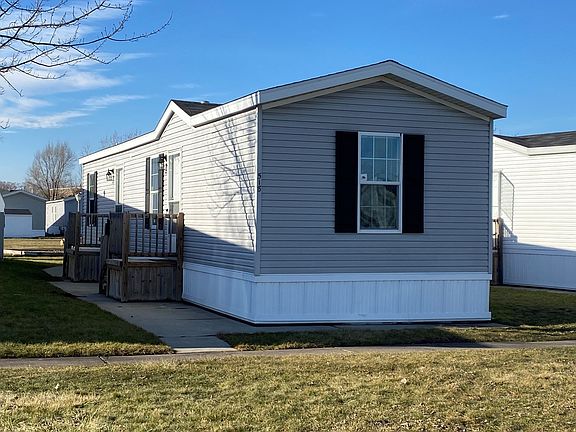3rd image of 21155 Warner Ave #518