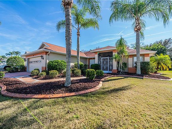 4th image of 708 Winterbrooke Way