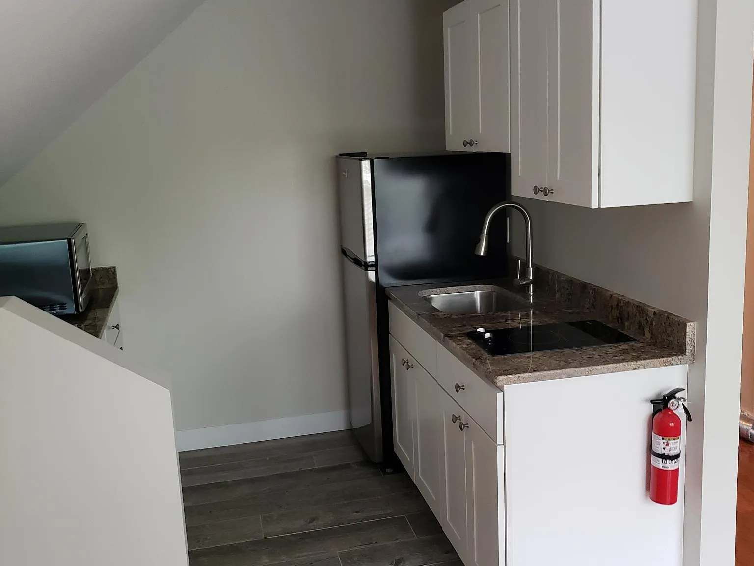 Studio, 435 sqft, $1,250 — Photo 4