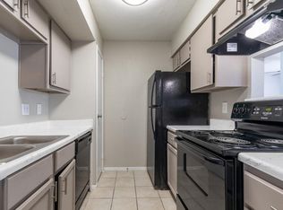 1010 Magnolia St #608, Freeport, TX 77541