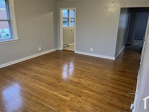 1st image of 7900 Temple Rd #1