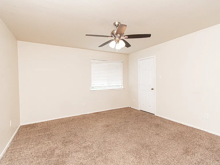 6509 Creek Land Rd — Photo 29