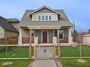 2923 Madrona St, Bellingham, WA 98225