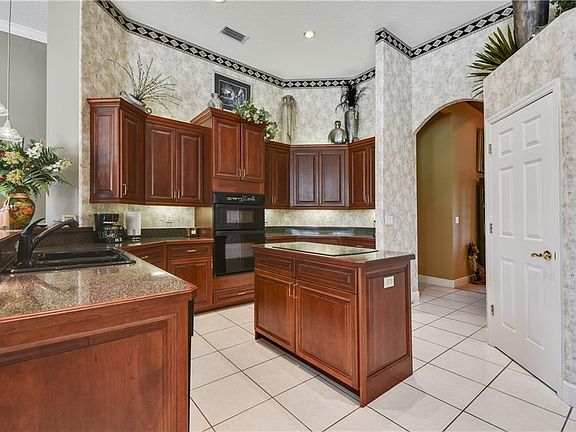 4th image of 257 Eagle Estates Dr