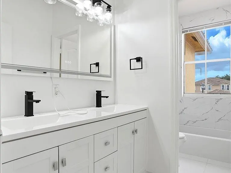 3802 SW 165th Ter — Photo 31