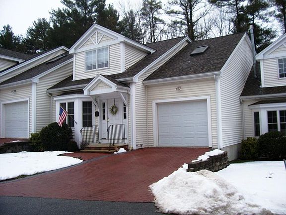 2nd image of 24 Tanglewood Park Dr