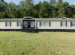 1401 Laura Way SE, Darien, GA 31305