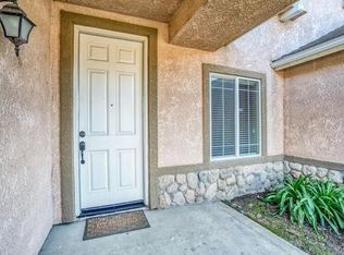 872 Yosemite Dr, Hanford, CA 93230
