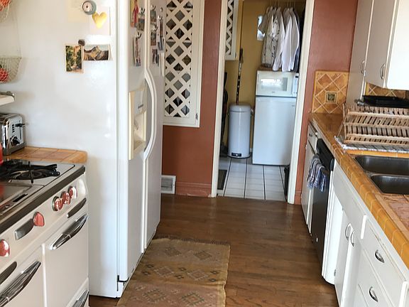 2nd image of 514 S Clementine St
