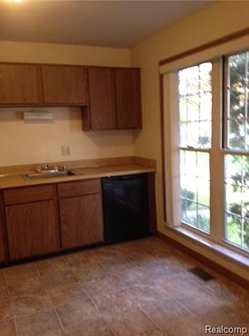 1st image of 36513 Park Place Dr