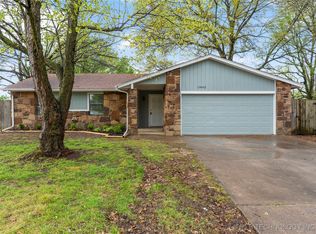13662 S 284th East Ave, Coweta, OK 74429