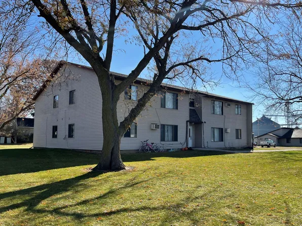 210 W Center St, 210 W Center St APT 15, Conrad, IA 50621